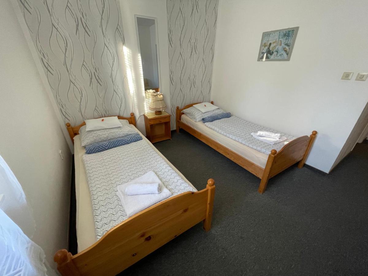 Hot-L Mini Hotel Nagykanizsa Exterior foto